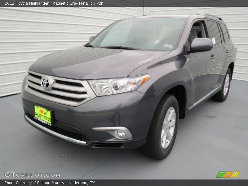 Magnetic Gray Metallic / Ash 2012 Toyota Highlander