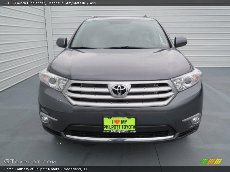 Magnetic Gray Metallic / Ash 2012 Toyota Highlander