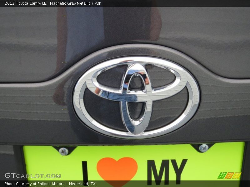 Magnetic Gray Metallic / Ash 2012 Toyota Camry LE