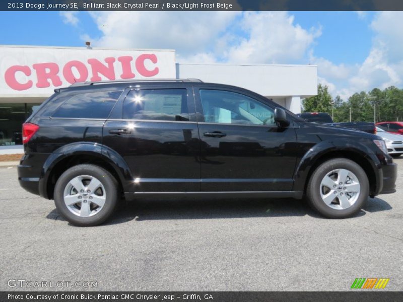 Brilliant Black Crystal Pearl / Black/Light Frost Beige 2013 Dodge Journey SE