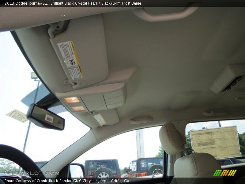 Brilliant Black Crystal Pearl / Black/Light Frost Beige 2013 Dodge Journey SE