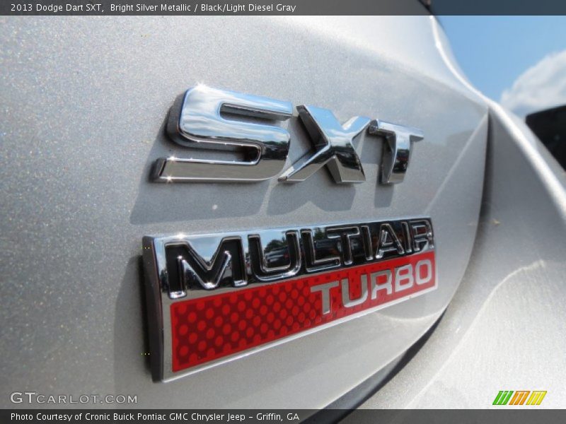 Bright Silver Metallic / Black/Light Diesel Gray 2013 Dodge Dart SXT