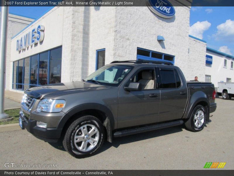 Mineral Grey Metallic / Light Stone 2007 Ford Explorer Sport Trac XLT 4x4