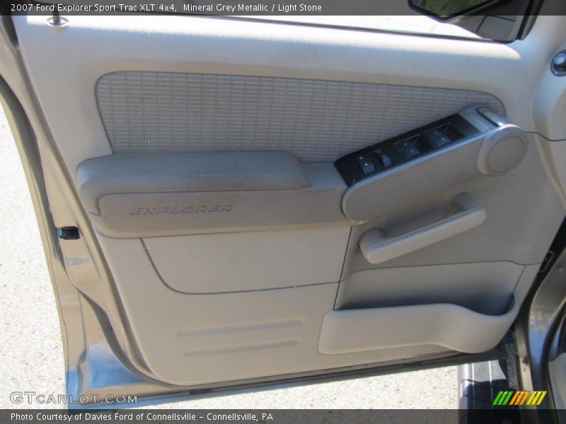 Mineral Grey Metallic / Light Stone 2007 Ford Explorer Sport Trac XLT 4x4