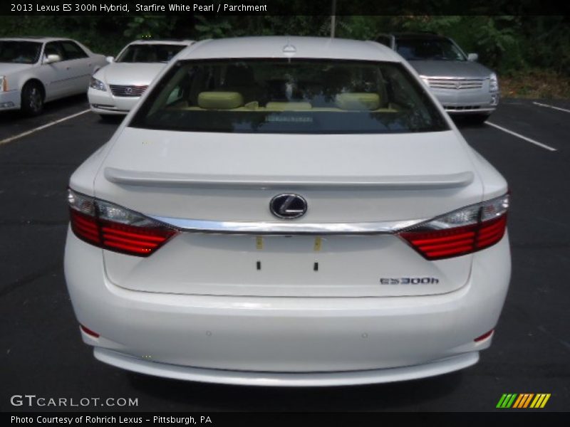 Starfire White Pearl / Parchment 2013 Lexus ES 300h Hybrid