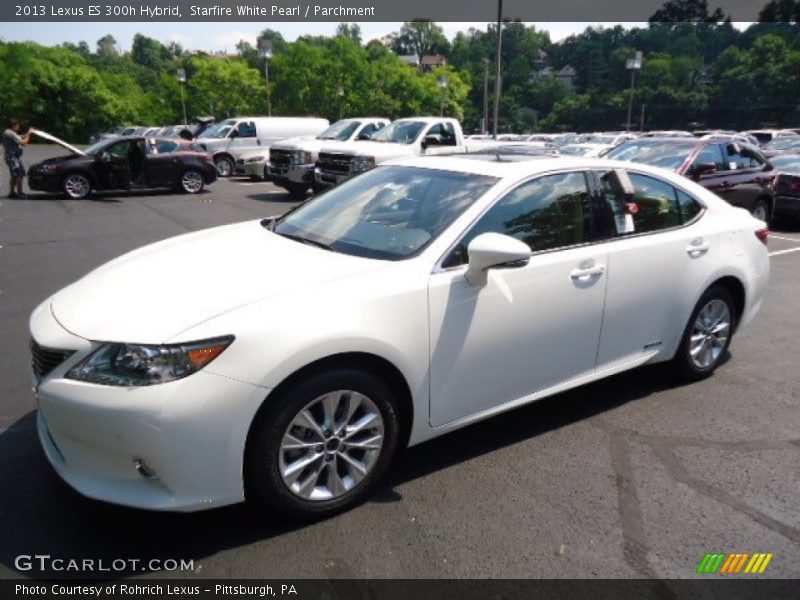 Starfire White Pearl / Parchment 2013 Lexus ES 300h Hybrid