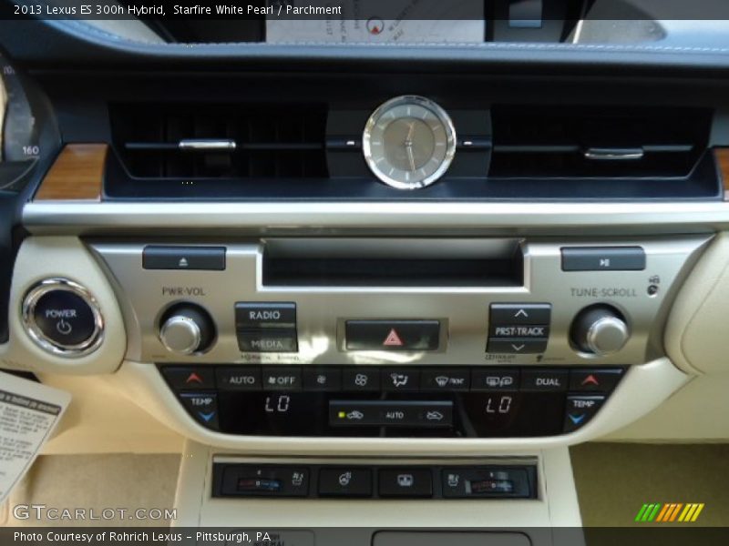 Starfire White Pearl / Parchment 2013 Lexus ES 300h Hybrid