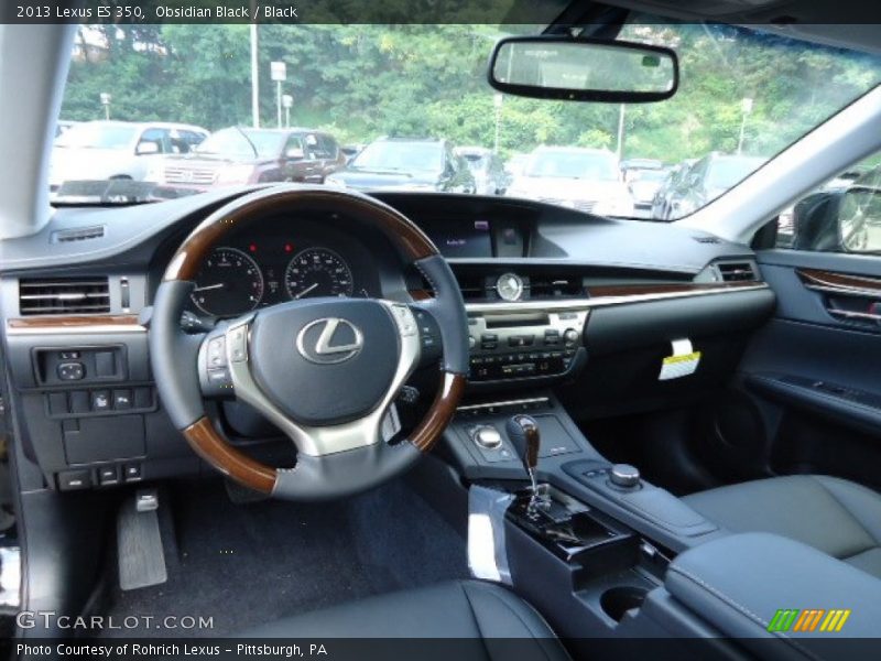 Dashboard of 2013 ES 350