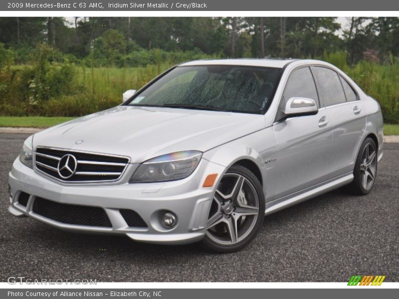 Front 3/4 View of 2009 C 63 AMG
