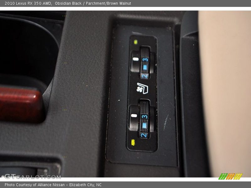 Controls of 2010 RX 350 AWD