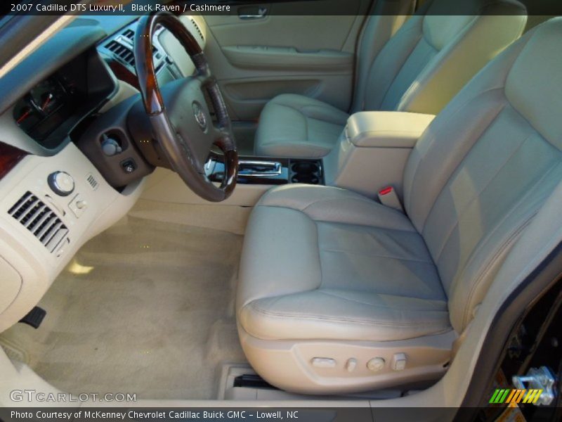 Black Raven / Cashmere 2007 Cadillac DTS Luxury II