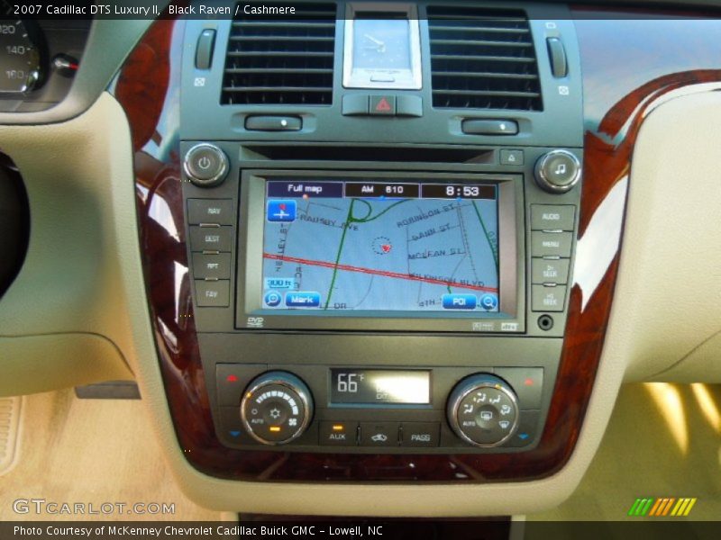 Navigation of 2007 DTS Luxury II