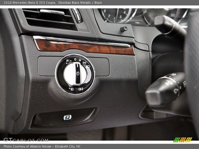 Controls of 2010 E 350 Coupe