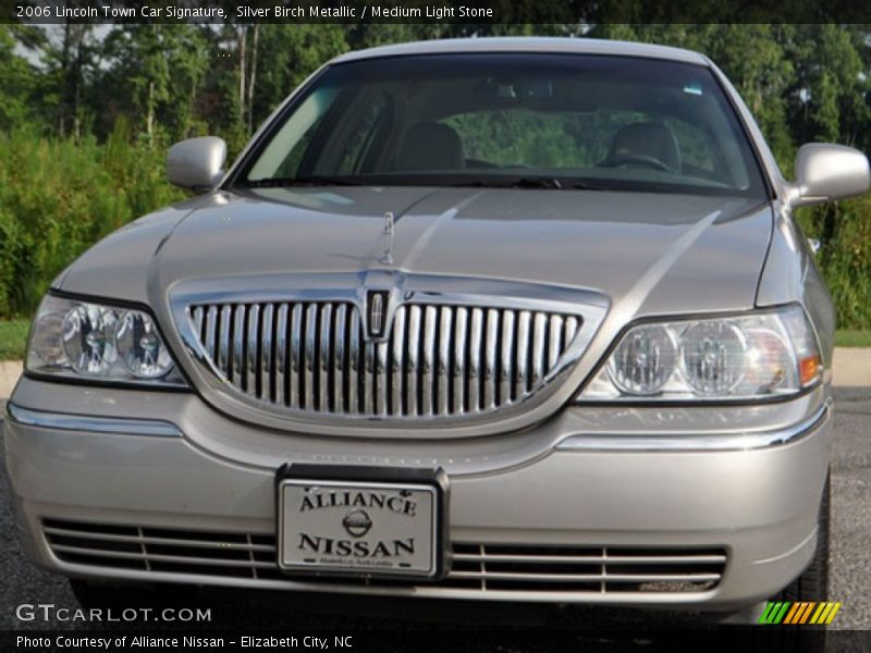 Silver Birch Metallic / Medium Light Stone 2006 Lincoln Town Car Signature