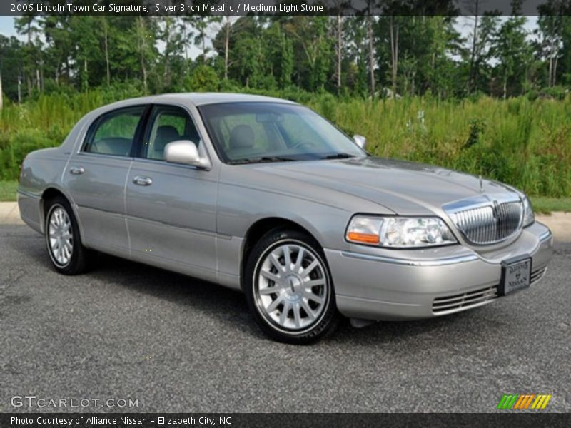 Silver Birch Metallic / Medium Light Stone 2006 Lincoln Town Car Signature