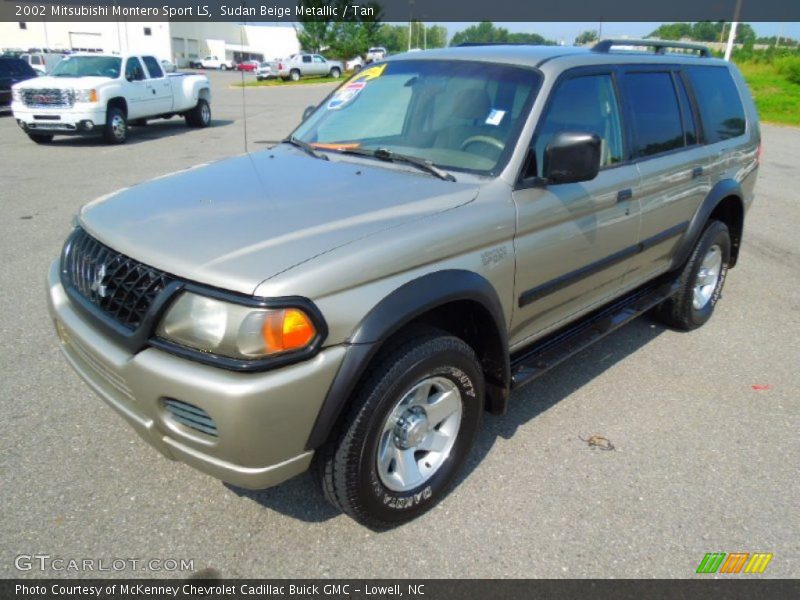 Sudan Beige Metallic / Tan 2002 Mitsubishi Montero Sport LS