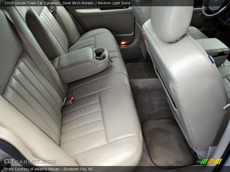 Silver Birch Metallic / Medium Light Stone 2006 Lincoln Town Car Signature