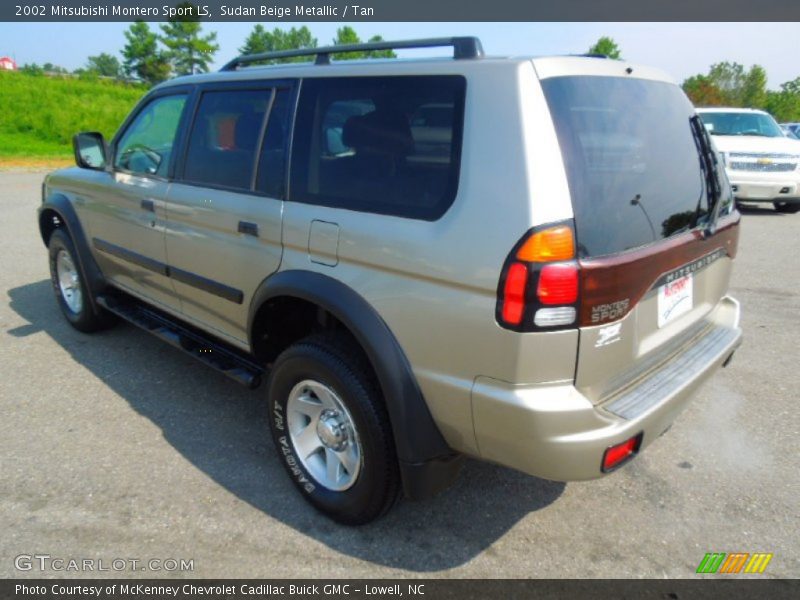 Sudan Beige Metallic / Tan 2002 Mitsubishi Montero Sport LS
