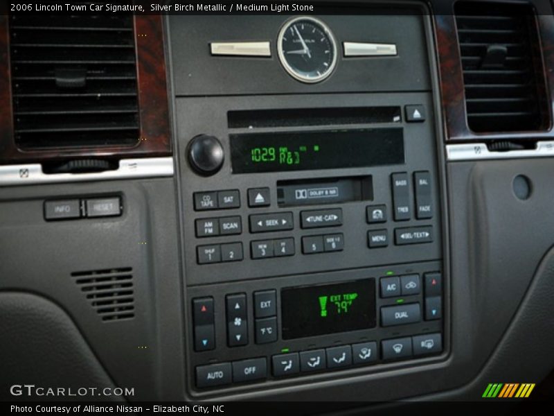 Silver Birch Metallic / Medium Light Stone 2006 Lincoln Town Car Signature