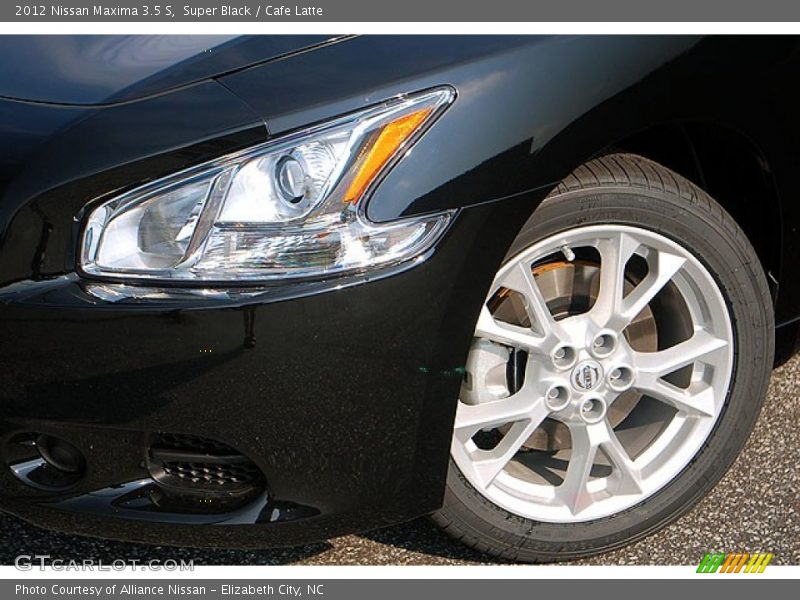 Super Black / Cafe Latte 2012 Nissan Maxima 3.5 S