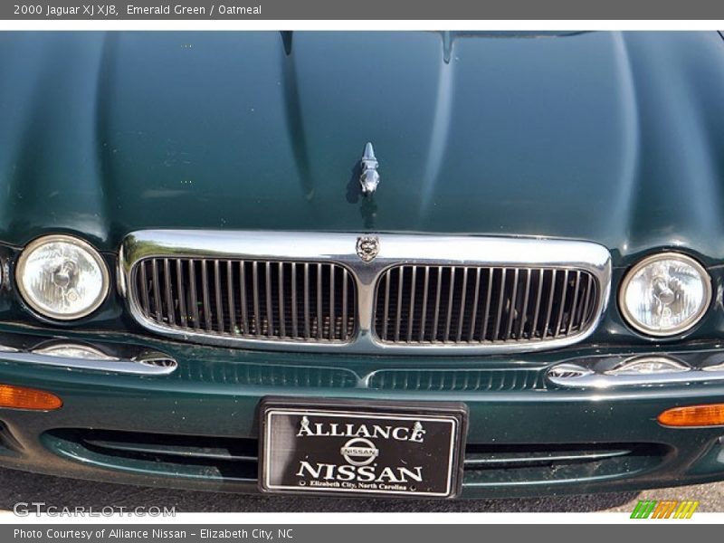 Emerald Green / Oatmeal 2000 Jaguar XJ XJ8