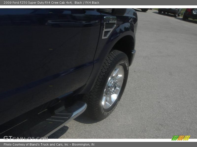 Black / FX4 Black 2009 Ford F250 Super Duty FX4 Crew Cab 4x4