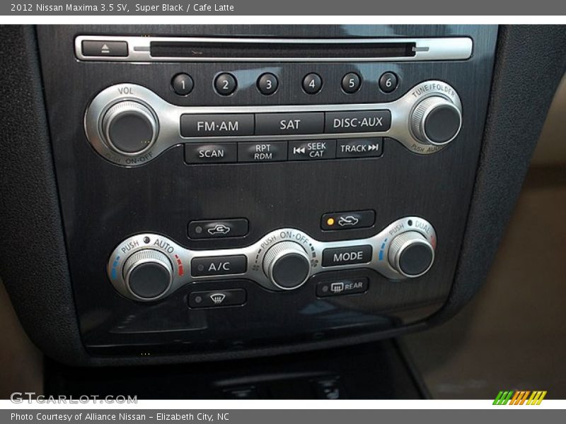 Super Black / Cafe Latte 2012 Nissan Maxima 3.5 SV