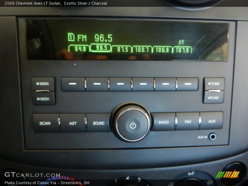 Cosmic Silver / Charcoal 2009 Chevrolet Aveo LT Sedan