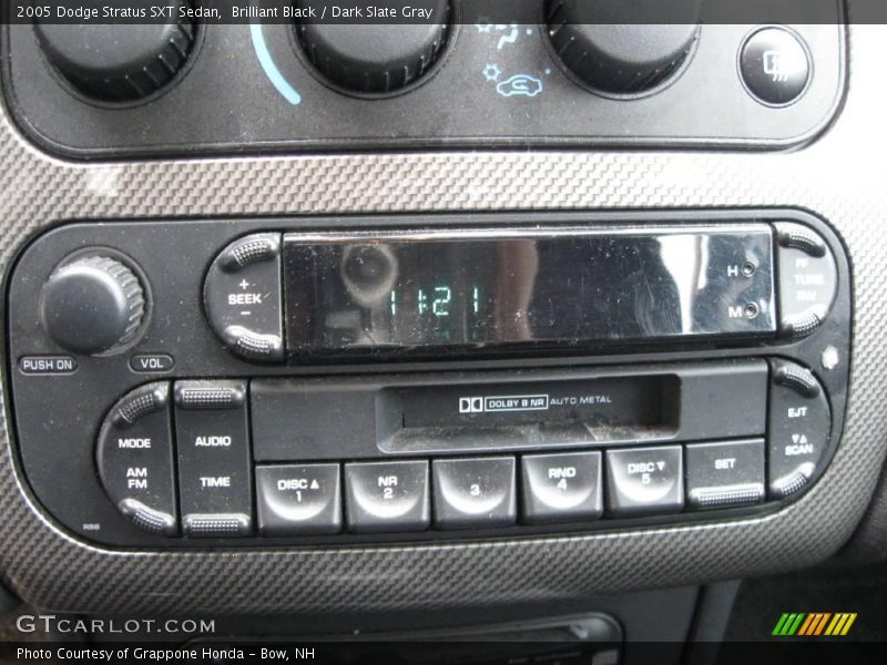 Brilliant Black / Dark Slate Gray 2005 Dodge Stratus SXT Sedan
