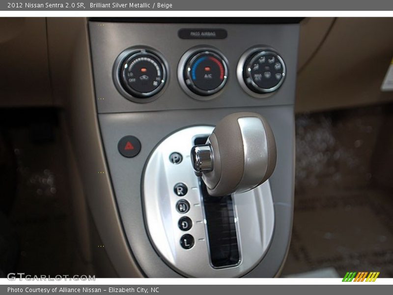 Brilliant Silver Metallic / Beige 2012 Nissan Sentra 2.0 SR