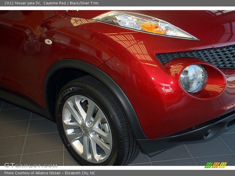 Cayenne Red / Black/Silver Trim 2012 Nissan Juke SV