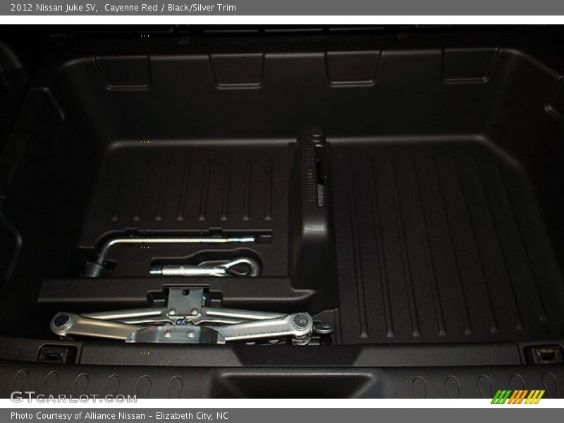 Cayenne Red / Black/Silver Trim 2012 Nissan Juke SV