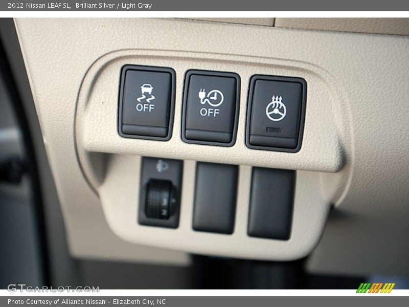 Controls of 2012 LEAF SL