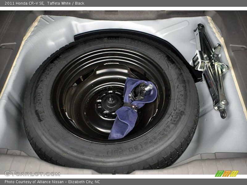 Tool Kit of 2011 CR-V SE