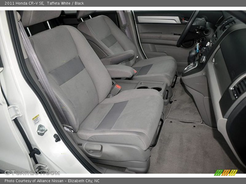 Front Seat of 2011 CR-V SE