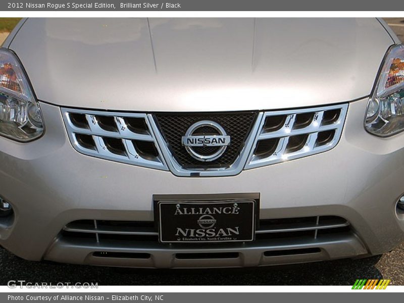 Brilliant Silver / Black 2012 Nissan Rogue S Special Edition