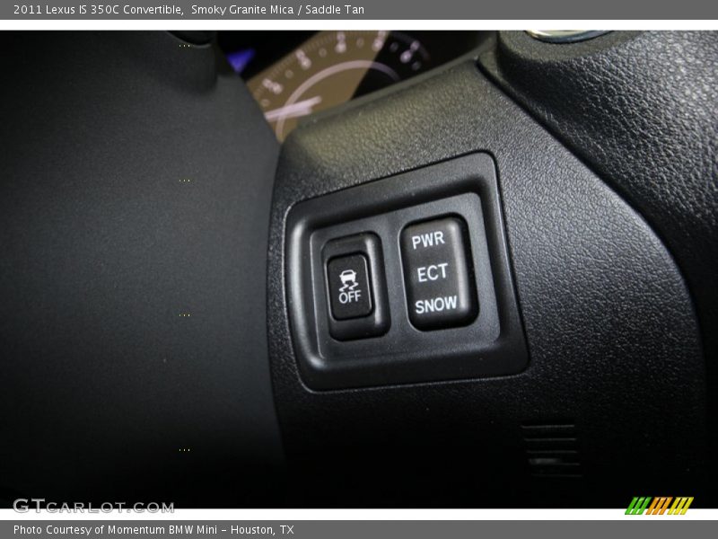 Controls of 2011 IS 350C Convertible