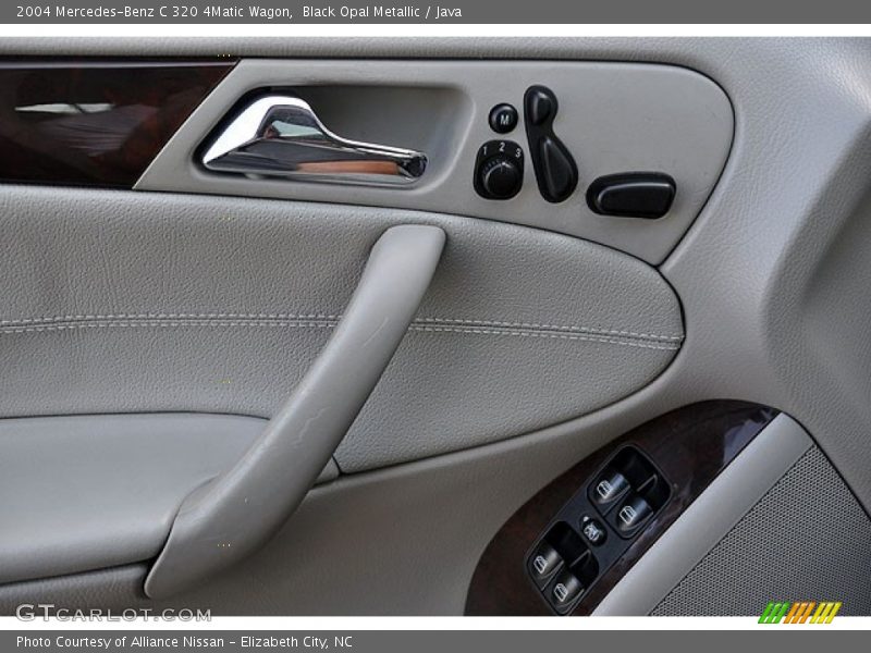 Controls of 2004 C 320 4Matic Wagon