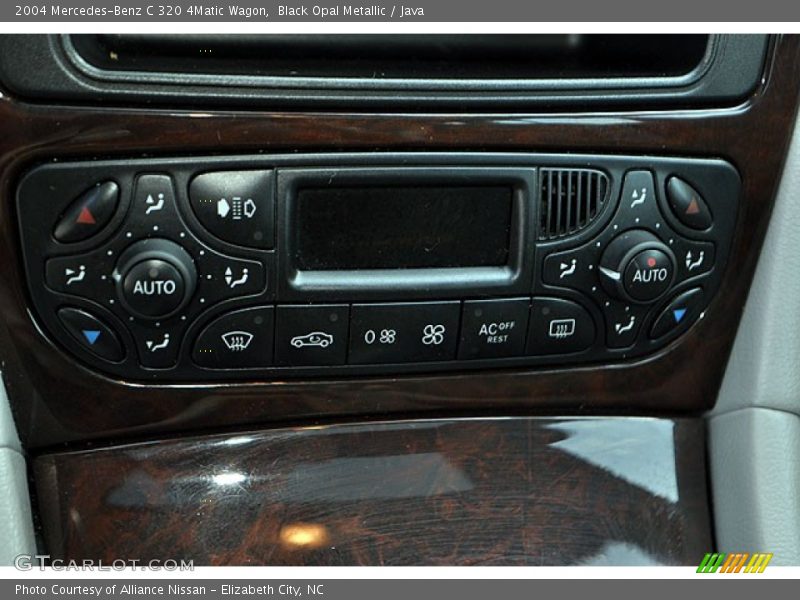 Controls of 2004 C 320 4Matic Wagon