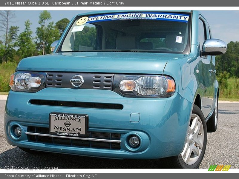 Caribbean Blue Pearl Metallic / Light Gray 2011 Nissan Cube 1.8 SL