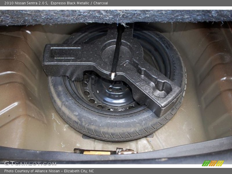 Espresso Black Metallic / Charcoal 2010 Nissan Sentra 2.0 S