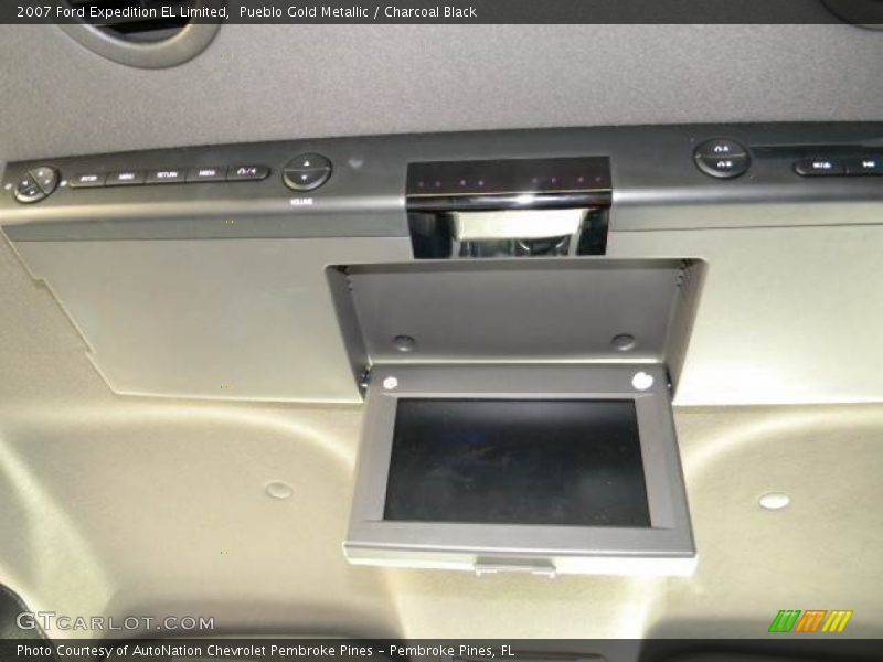 Pueblo Gold Metallic / Charcoal Black 2007 Ford Expedition EL Limited