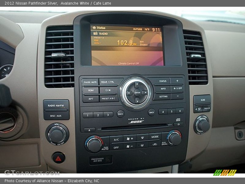 Avalanche White / Cafe Latte 2012 Nissan Pathfinder Silver