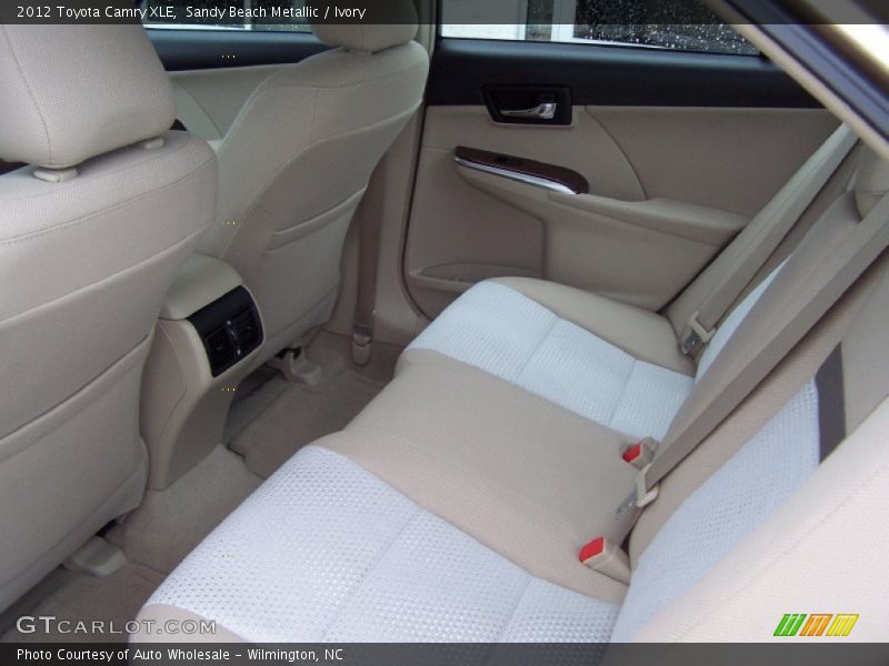 Sandy Beach Metallic / Ivory 2012 Toyota Camry XLE