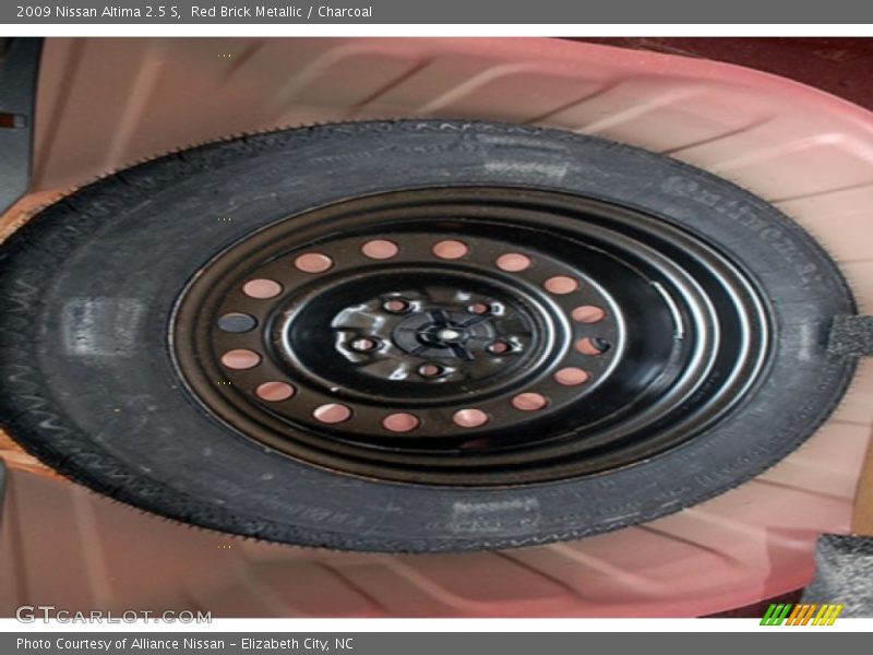 Red Brick Metallic / Charcoal 2009 Nissan Altima 2.5 S