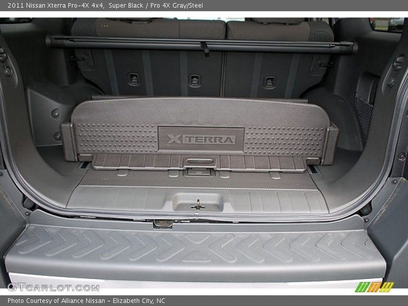 Super Black / Pro 4X Gray/Steel 2011 Nissan Xterra Pro-4X 4x4