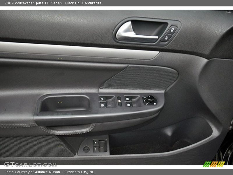 Black Uni / Anthracite 2009 Volkswagen Jetta TDI Sedan