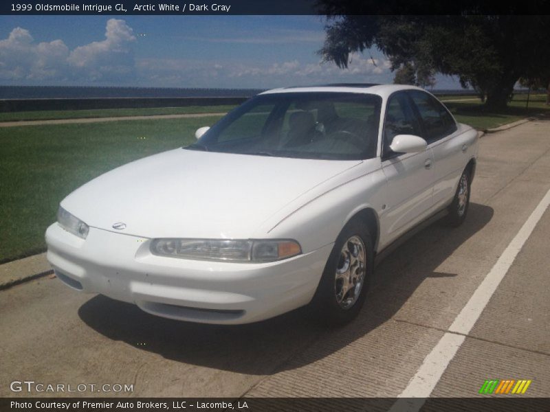 Arctic White / Dark Gray 1999 Oldsmobile Intrigue GL