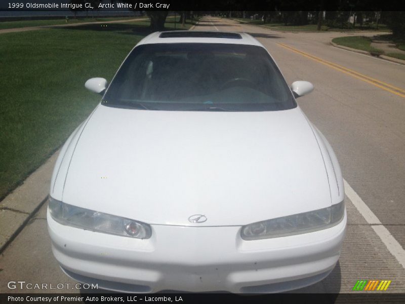 Arctic White / Dark Gray 1999 Oldsmobile Intrigue GL