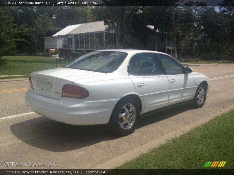 Arctic White / Dark Gray 1999 Oldsmobile Intrigue GL